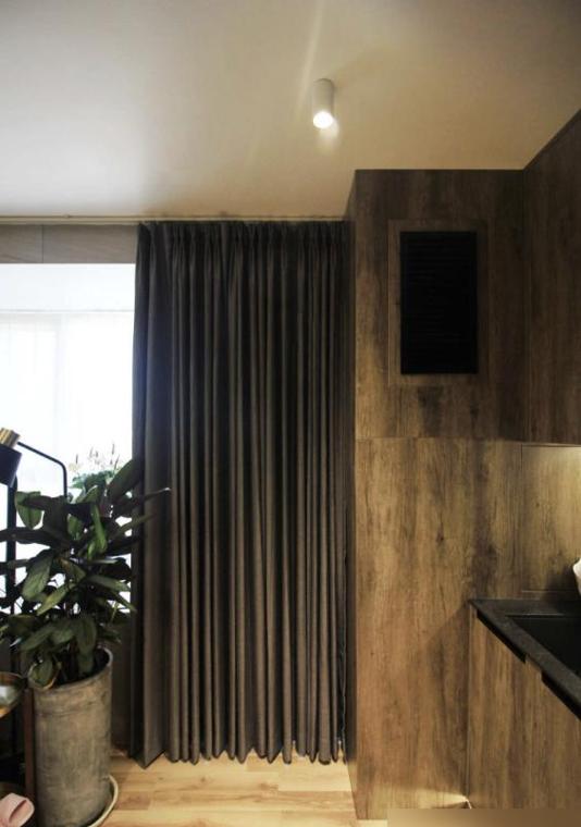 他把电视墙设在过道,完工后堪比“多间房”,全屋挑不出半点毛病(图3) 装修效果图大全2025图片电视墙_玄关吧台设计_72㎡小窝改造