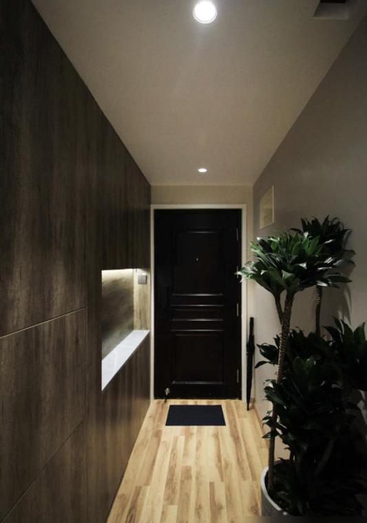 他把电视墙设在过道,完工后堪比“多间房”,全屋挑不出半点毛病(图11) 北京小户型隐形柜装修_装修效果图大全2025图片电视墙_72㎡三室一厅收纳设计