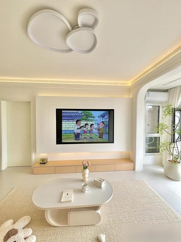 河北夫妇拒绝过度装修,光一个电视背景墙就让无数人效仿,太高级(图16) 装修清醒_装修效果图大全2025图片电视墙_去繁就简