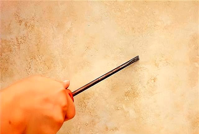 瓷砖行业水很深,瓷砖价格从20到200都有,究竟要如何选择?(图5) 卡米亚瓷砖型号kpy18022多少钱_瓷砖选购技巧_劣质瓷砖鉴别方法