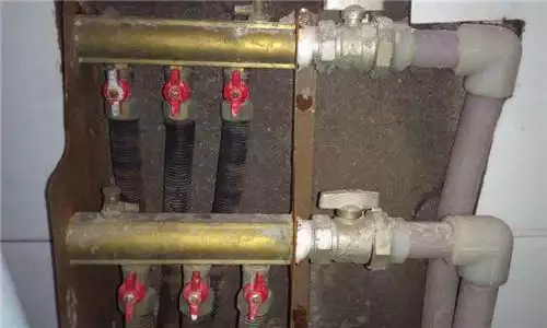 地暖回水管不热的破解之道:深度剖析原因,对症下药!(图4) 地暖过滤网清洗视频_地暖回水管不热原因及解决方法_地暖回水管不热怎么办