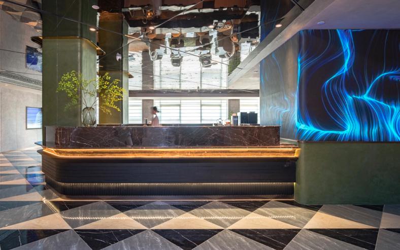 网红城市里的年轻游客:拒绝酒店无理由溢价,不喜欢无品质低消费(图2) 网红城市酒店预订选择_年轻人旅游酒店需求_尚客优酒店装修预算