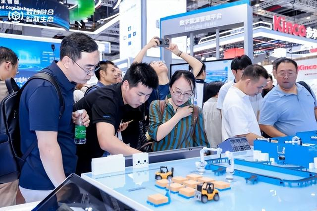 汇川技术工博会C位发布:智能融合,刷新工业!(图5) 智能协同生态全栈技术自主_汇川技术工博会数字化体系_汇川技术2025