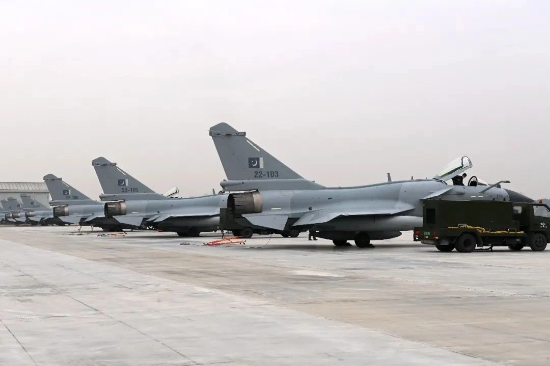 观察|巴空军引进歼10C,中国高端军机出口的一次重大突破(图2) 歼-10CE战斗机 巴基斯坦出口 高端战斗机出口_歼10c发动机