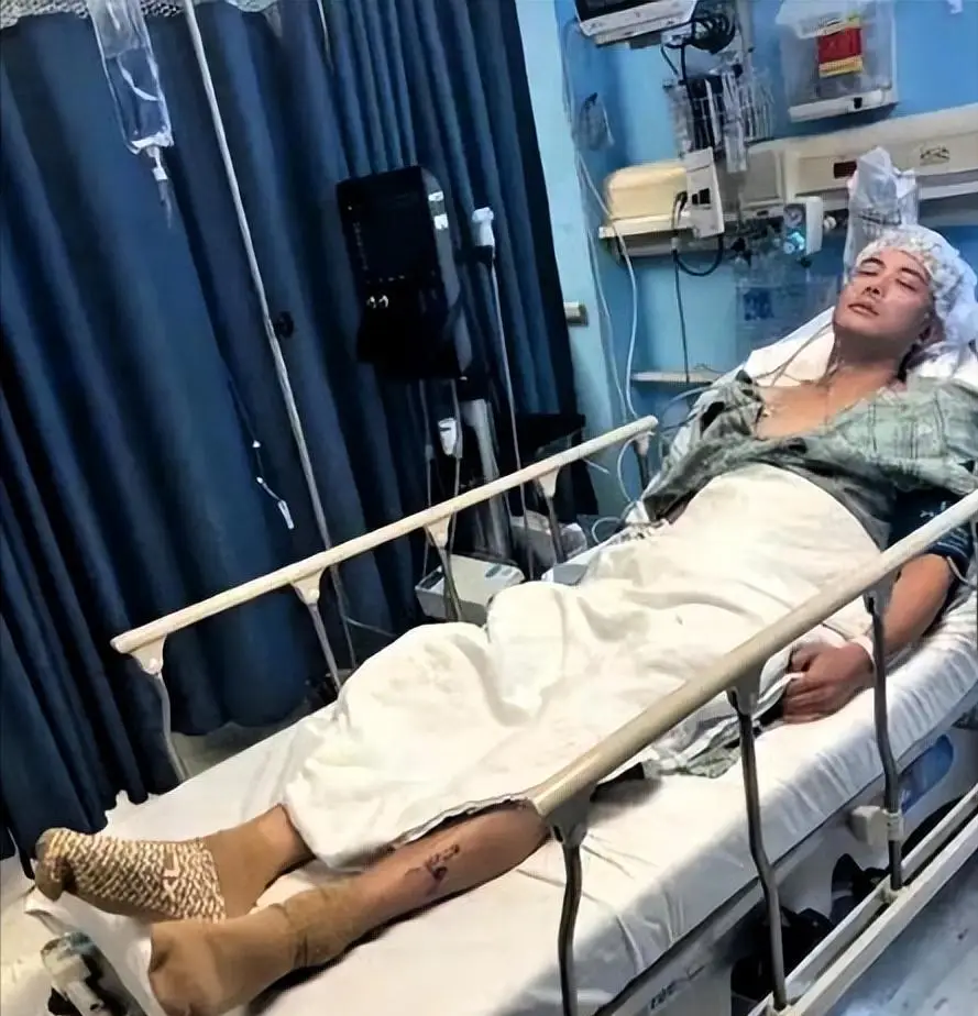 演员陈学冬:近几年频繁手术,现生活无法自理(图4) 和力辰光传媒陈学冬_陈学冬车祸真相_陈学冬病床照片