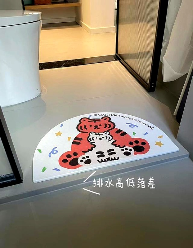 体验过才知有多爽,这6个高赞的卫生间设计,让你家务活少一半(图2) 装修浴室效果图_下沉式淋浴区_壁挂马桶