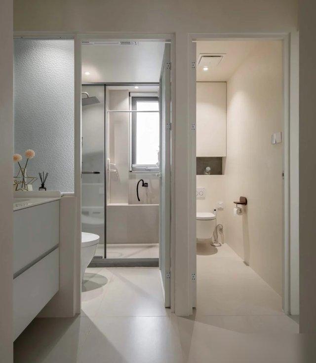 再装修,我一定要把这8个卫生间设计抄回家,少一个都不行(图14) 卫生间双卫改造_装修浴室效果图_悬空卫浴清洁神器