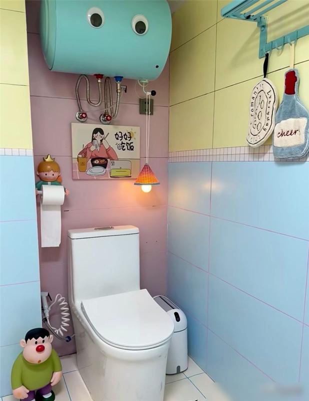 长沙姑娘的4㎡卫生间火了,因“太过小清新”走红,装修得太可爱(图9) 小空间色彩氛围营造_长沙4㎡卫生间设计_装修浴室效果图