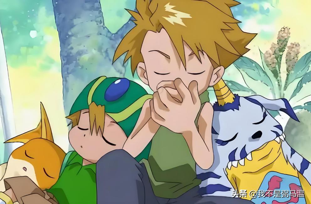 数码宝贝初代究极体强弱分析_数码宝贝战斗暴龙兽背后_战斗暴龙兽与钢铁加鲁鲁实力对比