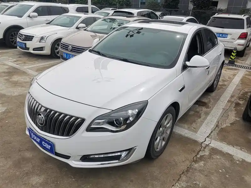 成都别克君威二手车 2015款,优惠特价2.68万