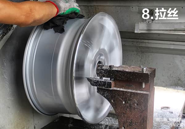 轮毂翻新靠谱吗?揭露轮毂翻新全过程!(图15) 轮毂修复过程_什么损坏可以修复轮毂_轮毂翻新车灯翻新