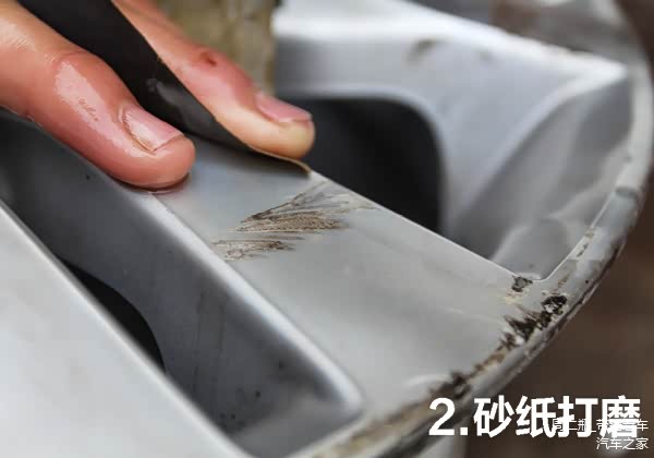 轮毂翻新靠谱吗?揭露轮毂翻新全过程!(图7) 什么损坏可以修复轮毂_轮毂翻新车灯翻新_轮毂修复过程