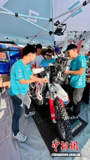 2025中国大海道(国际)摩托越野拉力赛在新疆哈密市开幕(图4) 2025中国大海道国际摩托越野拉力赛_新疆哈密摩托越野赛事_摩托越野赛道