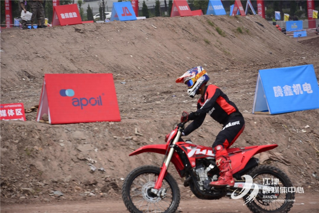 出厂即巅峰！“江津造”摩托征服全国顶尖越野赛