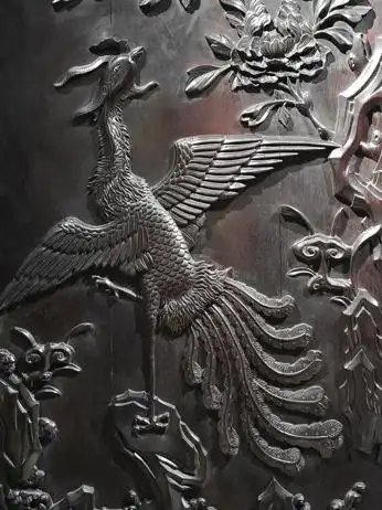 木器风华:一展了解中国传统家具|观展(图12) 紫檀木花梨木酸枝木楠木鸡翅木瘿木铁梨木材质特点_中国古典家具木料色泽刀工漆艺装饰纹样_中国传统家具工艺