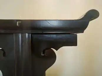 木器风华:一展了解中国传统家具|观展(图9) 紫檀木花梨木酸枝木楠木鸡翅木瘿木铁梨木材质特点_中国传统家具工艺_中国古典家具木料色泽刀工漆艺装饰纹样