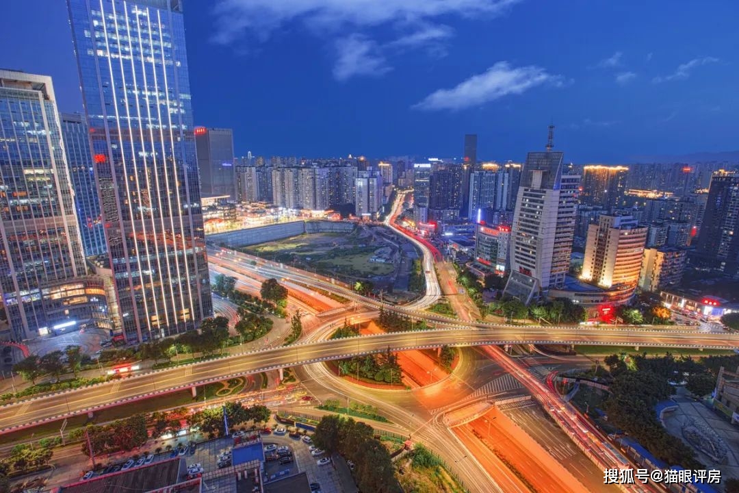 重庆新房市场分析_重庆金科中央御院小跃层_渝北楼盘推荐