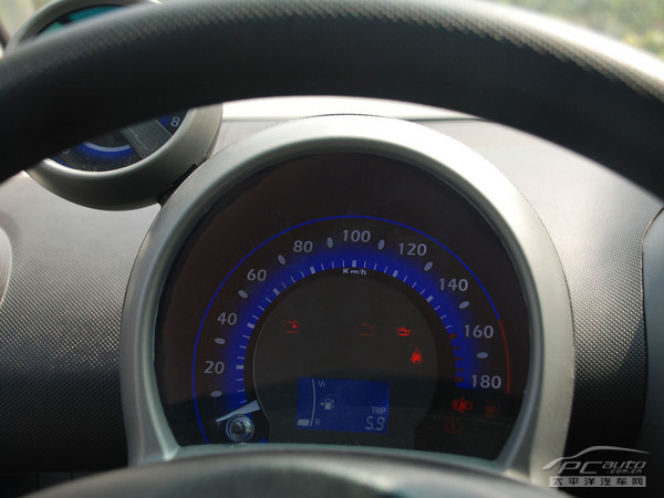 外形靓丽 六款4万元左右精品小车推荐(5)(图12) 外形靓丽 六款4万元左右精品小车推荐\(3\)