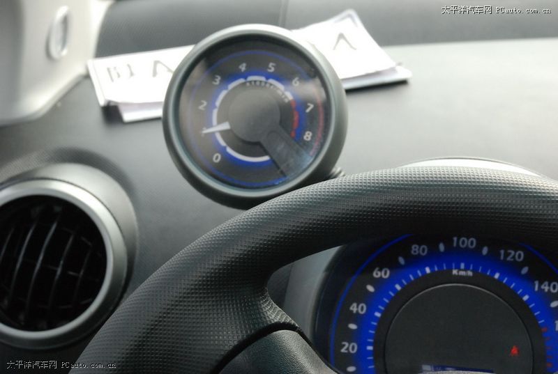 外形靓丽 六款4万元左右精品小车推荐(5)(图13) 外形靓丽 六款4万元左右精品小车推荐\(3\)