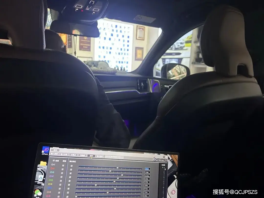 低音系统的选择与搭配(图6) 低音炮频率与调音技巧_汽车超薄低音炮还要功放吗?_汽车音响低音系统解析