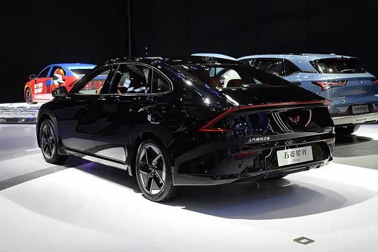 国庆购车优享7重好礼 五菱星光置换补贴价7.68万元起(图5) 五菱星光2025款 参数_询价_五菱汽车加长版货车