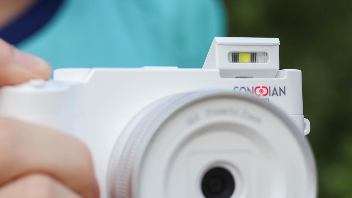 379元买双摄4K数码相机?松典DC218复古微单开箱测评(图12) 数码相机维修点_国产相机性价比推荐_松典DC218 4K数码相机