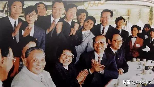 魅族20年发展史|那些年黄章所造就的辉煌与坎坷(图3) 珠海魅族科技有限公司章程_黄章魅族发展史_魅族M8传奇故事