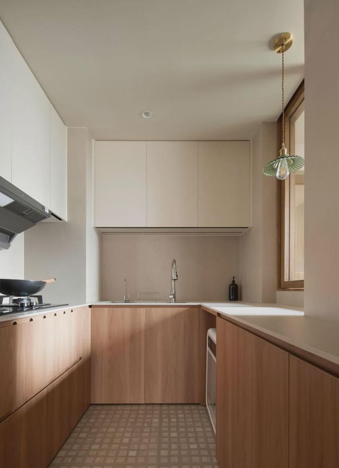 85平精装改温馨自然质感三室两卫,这个家美观不留卫生死角(图15) 85平方三室一厅户型图_深圳85平精装房改造_客厅餐厅厨房硬装改动