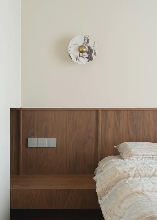 85平精装改温馨自然质感三室两卫,这个家美观不留卫生死角(图20) 85平方三室一厅户型图_客厅餐厅厨房硬装改动_深圳85平精装房改造