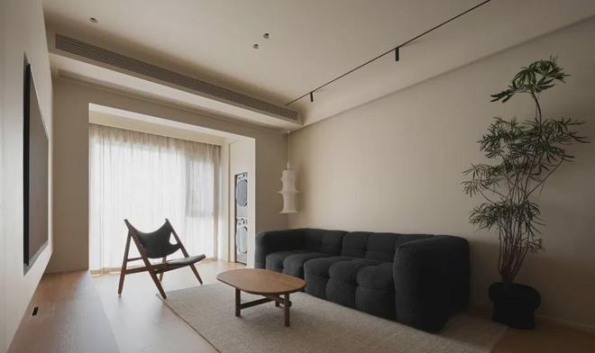 85平精装改温馨自然质感三室两卫,这个家美观不留卫生死角(图7) 深圳85平精装房改造_客厅餐厅厨房硬装改动_85平方三室一厅户型图