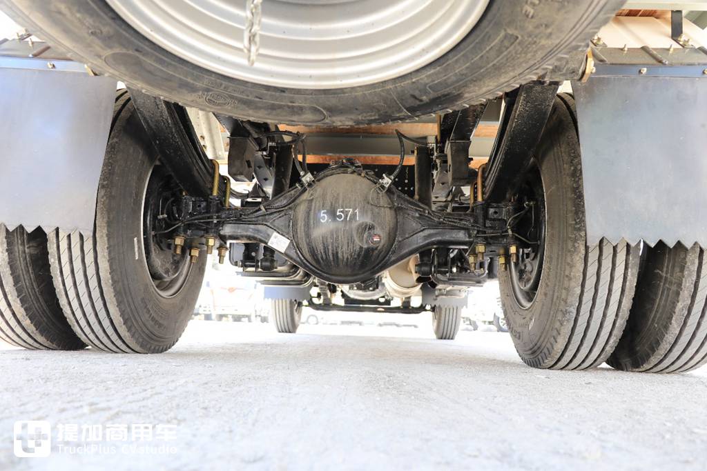 全新庆铃五十铃100P来袭,实拍双排座车型,带你看它有何升级改进(图17) 庆铃五十铃100P经典外观内饰升级_二手庆铃双排座货车_庆铃五十铃100P新车型