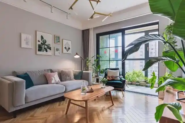 四川业主的个性三居室,85㎡空间清爽又优雅,充满自由氛围(图4) 85平米三居室设计_现代小户型装修风格_85平方三室一厅户型图