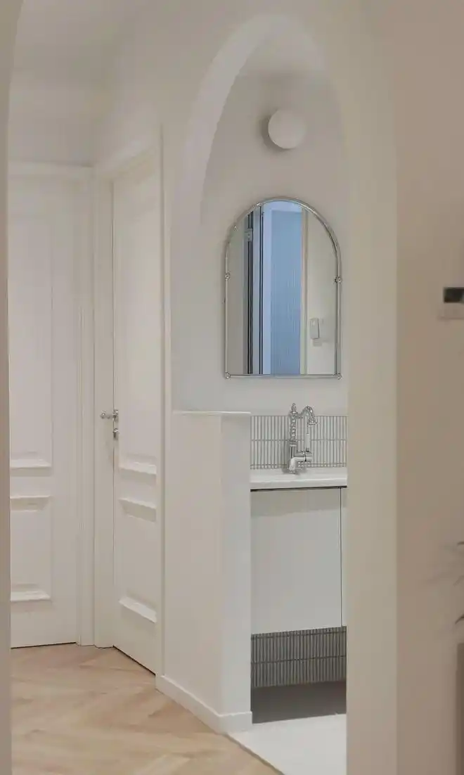 85平现代简约实用三室两卫,整个公共空间都融合在一起(图14) 深圳85平现代简约装修_85平方三室一厅户型图_深圳年轻夫妻家庭装修设计