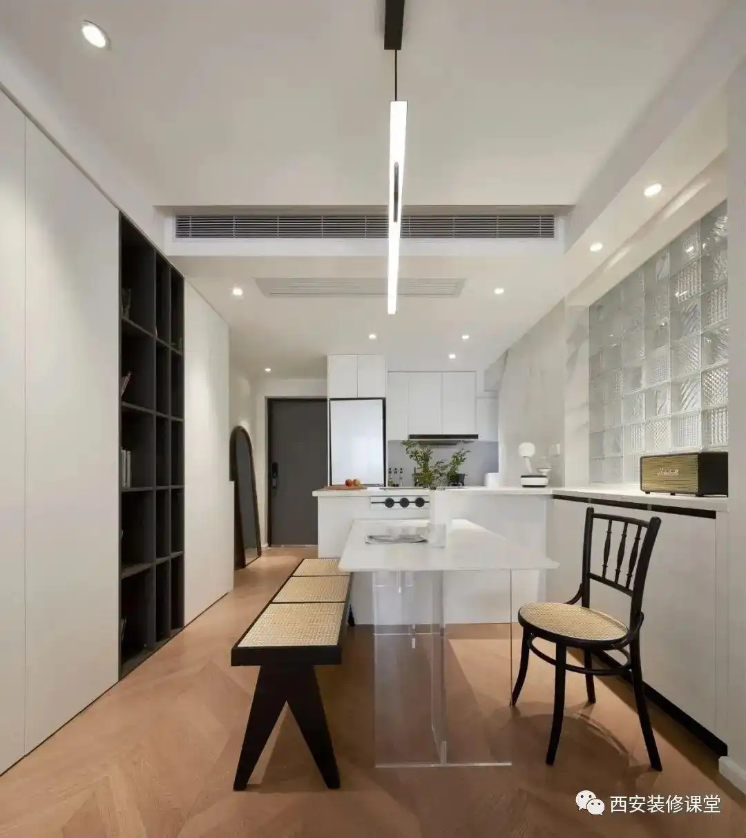 85㎡两室三口之家,暖色温馨宅(图10) 两室一厅改造_开放厨房设计_85平方三室一厅户型图