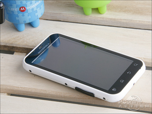 外观靓丽硬件升级!摩托罗拉ME525+评测(图2) 摩托罗拉ME525+评测_qq 摩托me525_ME525+三防手机功能