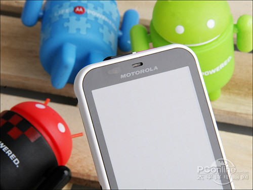 外观靓丽硬件升级!摩托罗拉ME525+评测(图4) qq 摩托me525_ME525+三防手机功能_摩托罗拉ME525+评测