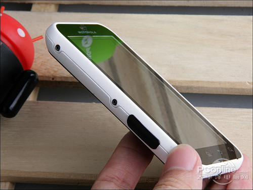 外观靓丽硬件升级!摩托罗拉ME525+评测(图7) qq 摩托me525_ME525+三防手机功能_摩托罗拉ME525+评测