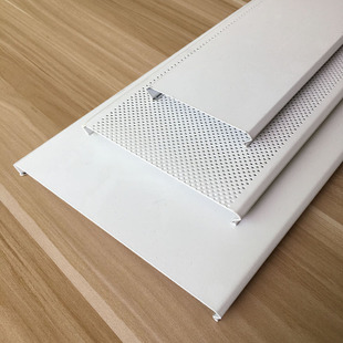 阳台集成吊顶效果图片大全-铝扣板生产厂家提醒集成吊顶铝扣板安装注意这些(图11) 阳台集成吊顶效果图片大全-铝扣板生产厂家提醒集成吊顶铝扣板安装注意这些