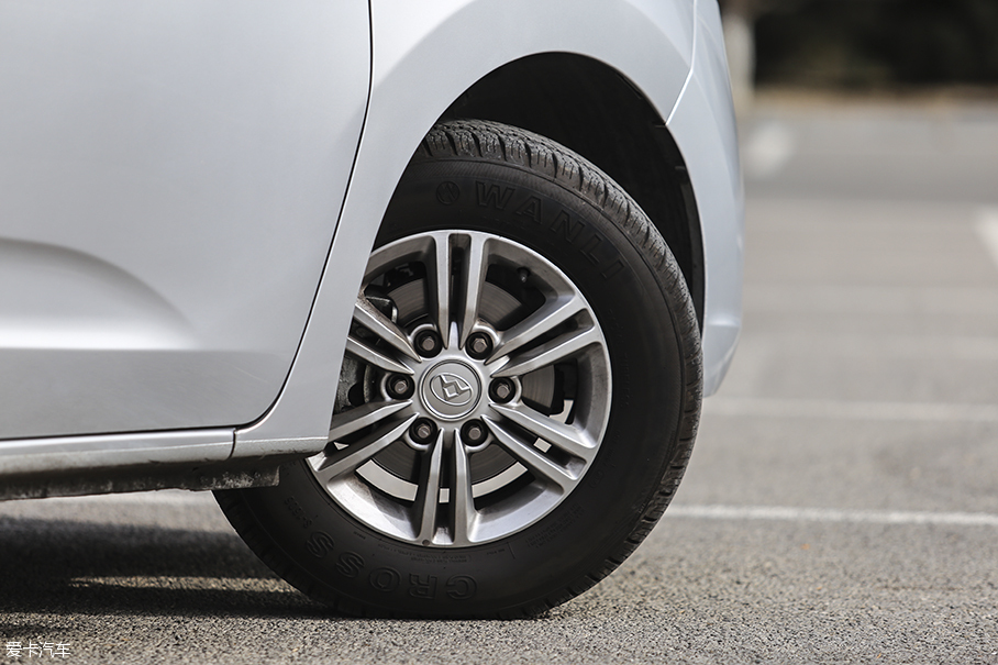 贴心周到 体验上汽大通G10网约多功能车(图4) 贴心周到 体验上汽大通G10网约多功能车