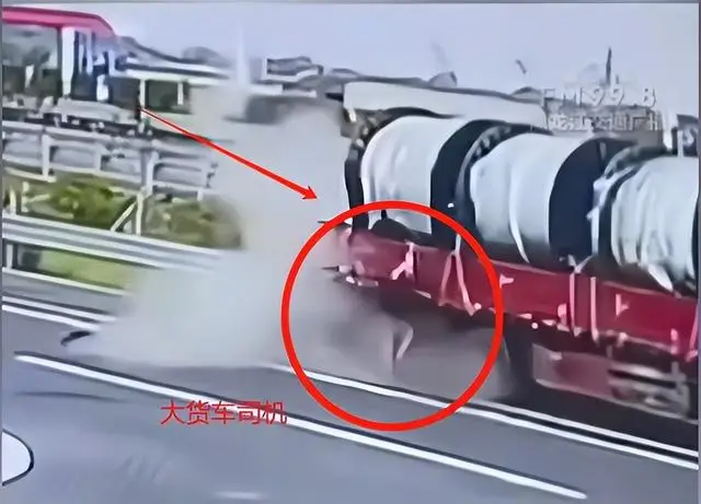 特斯拉追尾(图19) 浙江特斯拉追尾大货车事故_轿车猛追尾货车_监控曝光真相