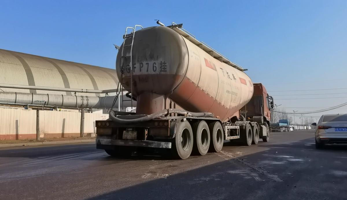 拉煤货车_卡车运输全过程_跟车体验