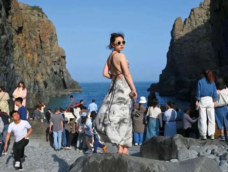 年轻人存钱难:赚得少,花钱的地方却越来越多(图4) 年轻人生活状态_年轻人消费观念改变_小城市年轻人存钱难