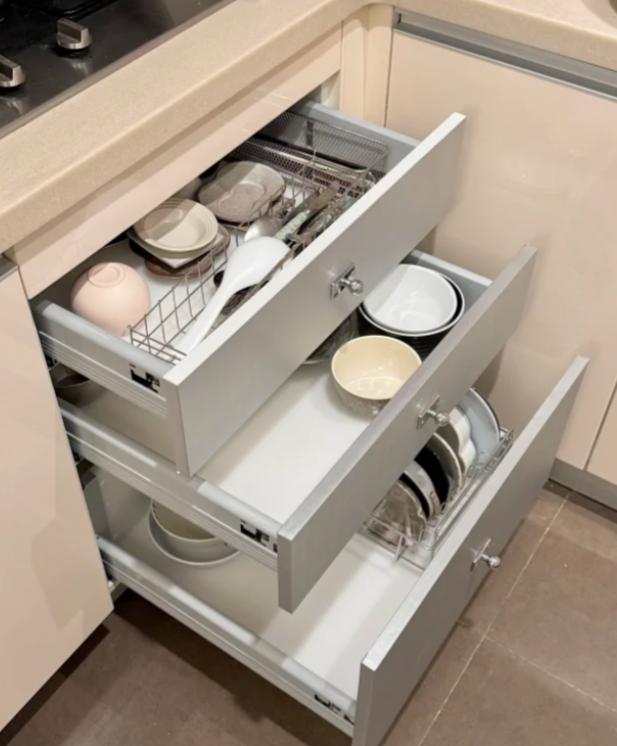 厨房装修经验!10个实用技巧,装修后悔的都说没做!(图5) 台面岩板性价比_自己装修厨房的步骤_厨房装修板材选择