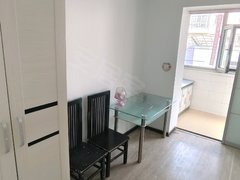 出租可月租押一付一 俊梅超市旁 佳大尚都 步梯四楼 两室一厅(图2) 佳木斯向阳佳木斯大学翰林苑二区 4室1厅2卫出租房源真实图片