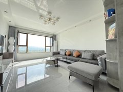 出租可月租押一付一 俊梅超市旁 佳大尚都 步梯四楼 两室一厅(图101) 佳木斯向阳杏林湖公园中央公园银桦园 2室1厅1卫 南北通透 120平 电梯房出租房源真实图片