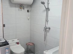 出租可月租押一付一 俊梅超市旁 佳大尚都 步梯四楼 两室一厅(图44) 佳木斯向阳佳木斯大学鱼水情公寓 3室0厅3卫出租房源真实图片