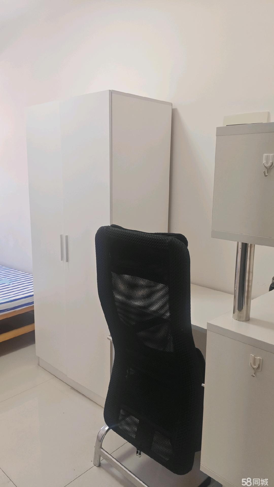 出租可月租押一付一 俊梅超市旁 佳大尚都 步梯四楼 两室一厅(图8) 佳木斯向阳佳木斯大学佳大尚都(二期) 4室1厅3卫出租房源真实图片