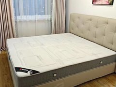 出租可月租押一付一 俊梅超市旁 佳大尚都 步梯四楼 两室一厅(图87) 佳木斯向阳第三中学可短租现房,中医院,三中,一小附近,和谐家园高层电梯15楼。出租房源真实图片