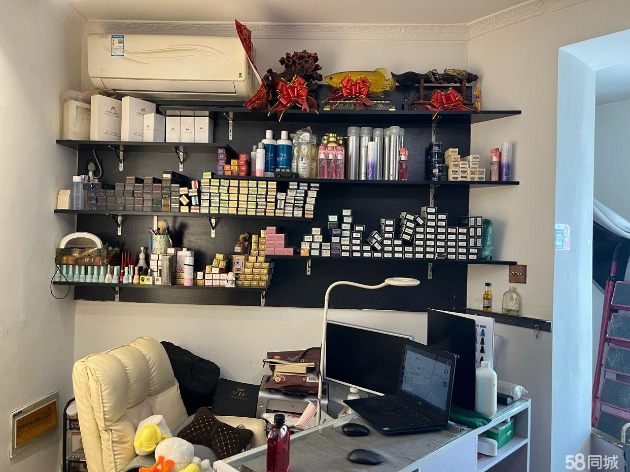 百货大楼,天朗万达旁,月付WIFI房,拎包入住(图32) 抚顺新抚万达广场西一街小区 3室2厅1卫出租房源真实图片