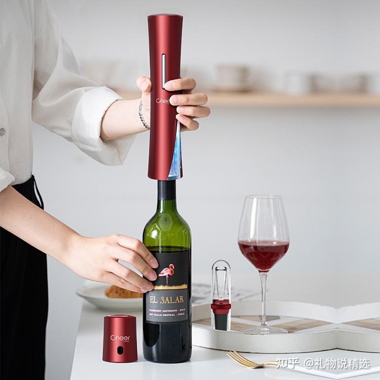 商务送礼指南:让客户满意的礼物清单,高端大气又有格调!(图28) 商务礼品清单_礼品店的利润怎么样_品质礼物推荐